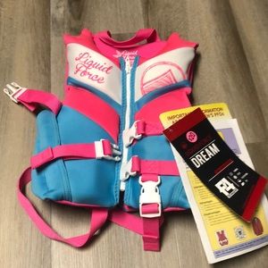 Toddler pink and blue liquid force dream 30-50 lbs ski vest